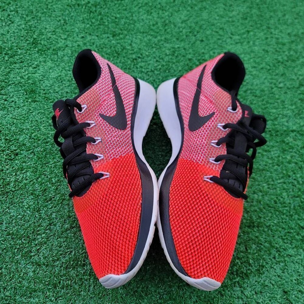 Nike  Tanjun race - Women's running shoes - Size 8.5 - Picture 7 of 11